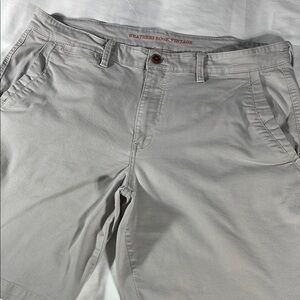 Weatherproof mens stone khaki Vintage flat front 10" chino shorts - size 39